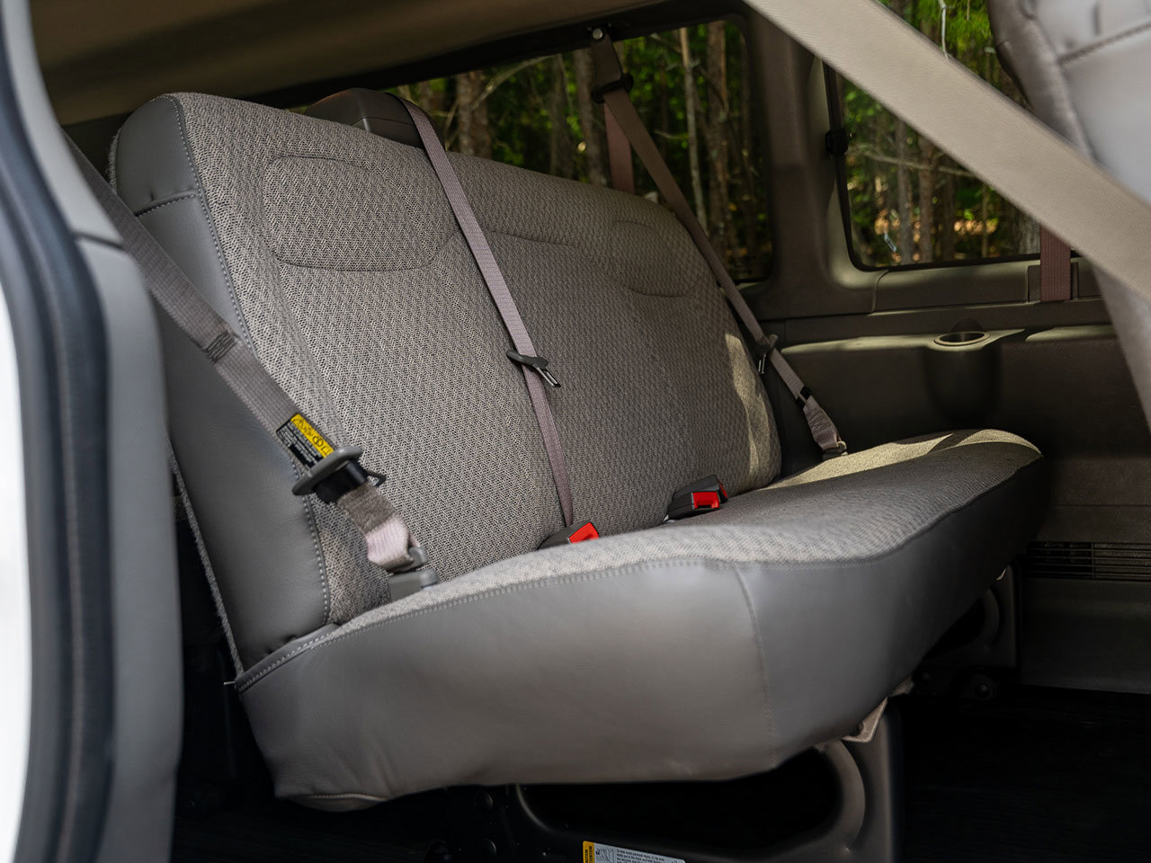 New 2025 Chevrolet Express 2500 Extended image 17