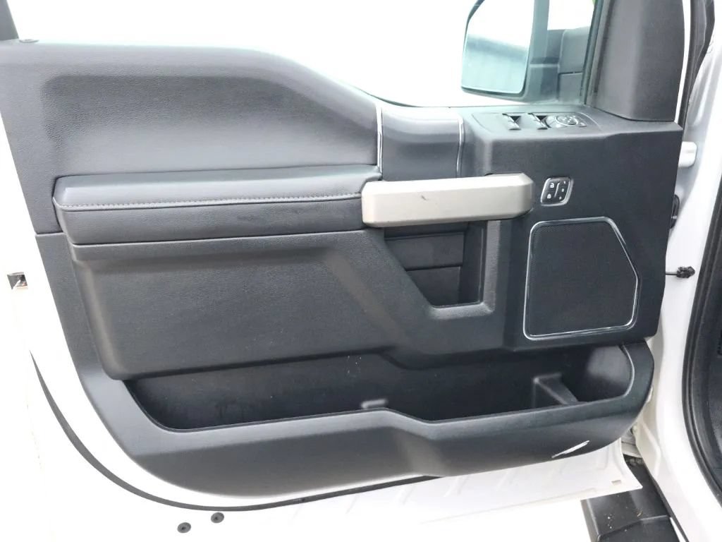 Used 2020 Ford F150 Lariat w/ Equipment Group 502A Luxury AWD/4WD image 11