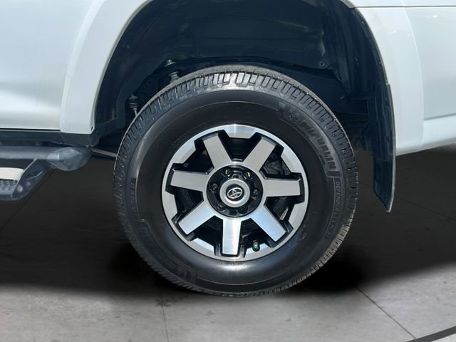 Used 2022 Toyota 4Runner TRD Off-Road Premium w/ TRD Black Wheel Package (TMS) image 28