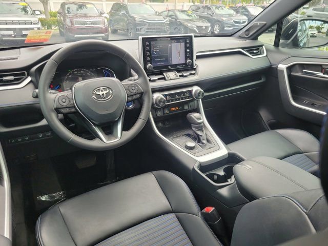 Used 2020 Toyota RAV4 XSE w/ XSE Grade Weather Package AWD/4WD image 11