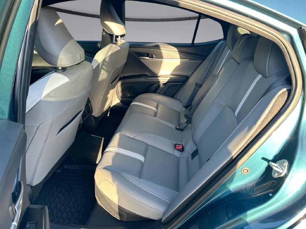 Used 2025 Toyota Camry SE FWD image 30