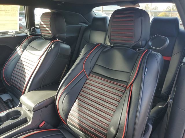 Used 2009 Dodge Challenger SRT8 w/ SRT Option Group II image 15