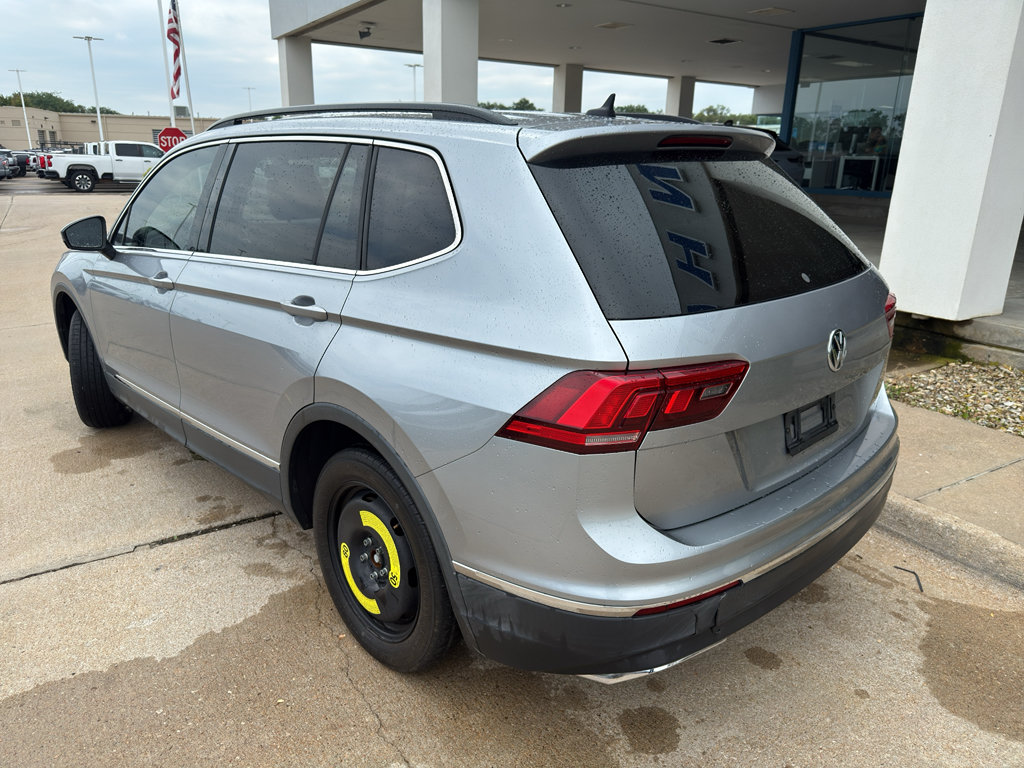 Used 2020 Volkswagen Tiguan SE AWD/4WD image 8