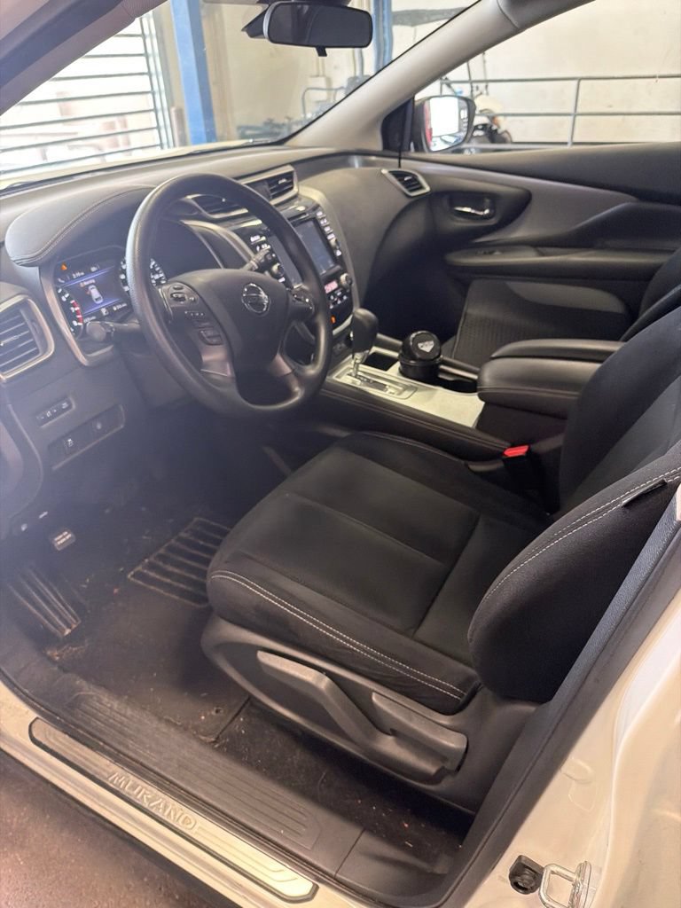 Used 2020 Nissan Murano S w/ Technology Package AWD/4WD image 2