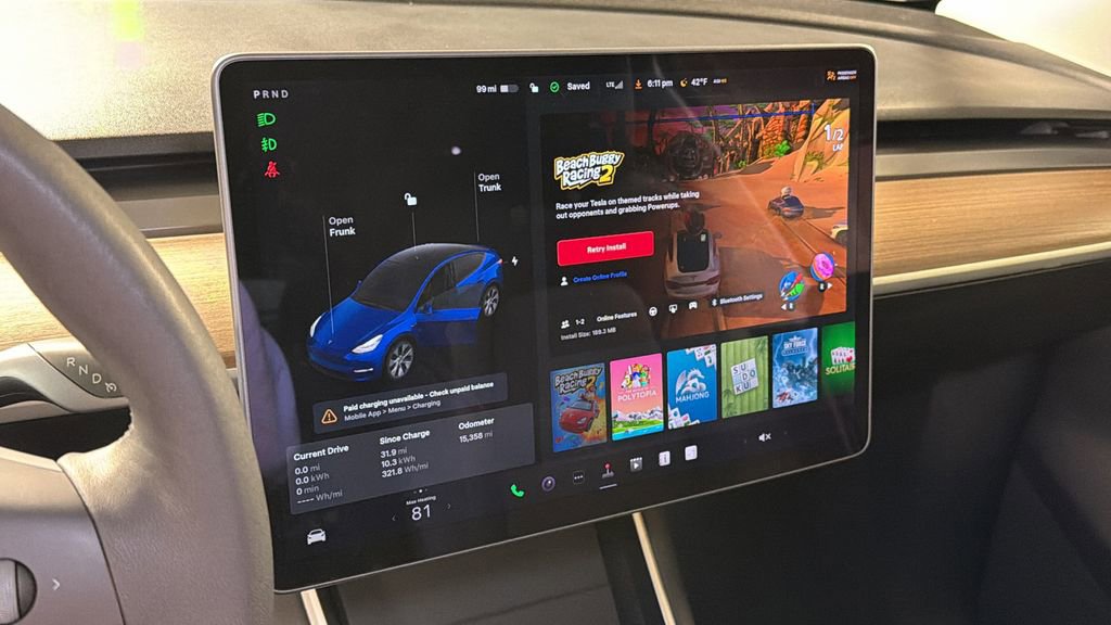 Used 2021 Tesla Model Y Standard Range image 25