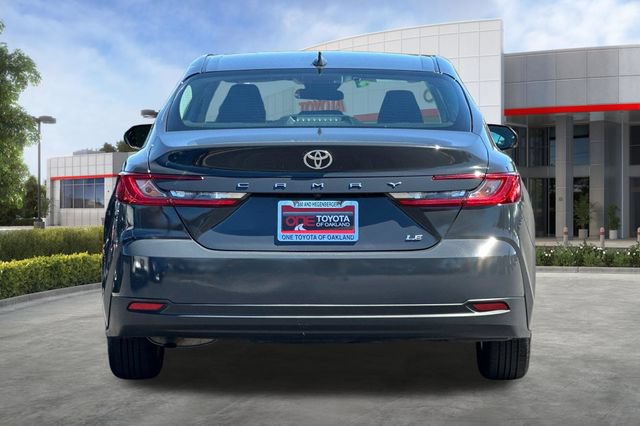 Used 2025 Toyota Camry LE FWD image 5