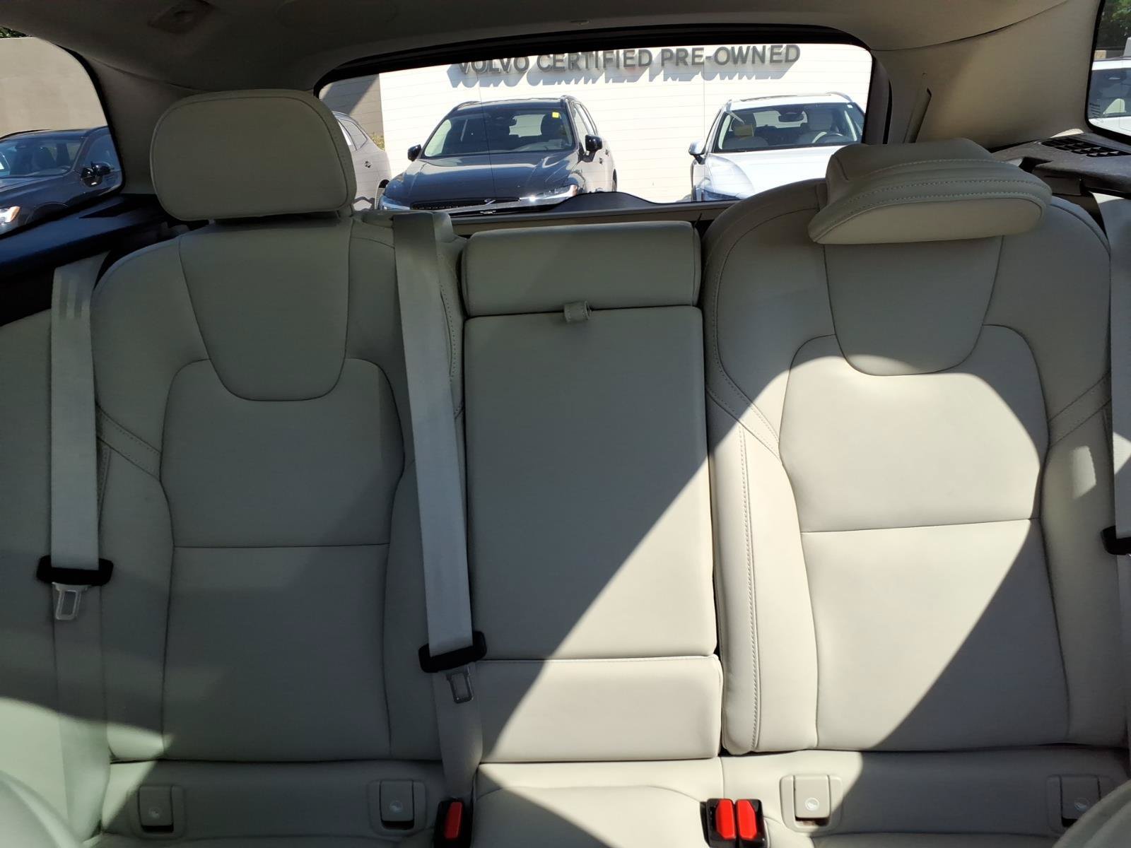 Used 2022 Volvo XC60 B5 Inscription w/ Advanced Package AWD/4WD image 21