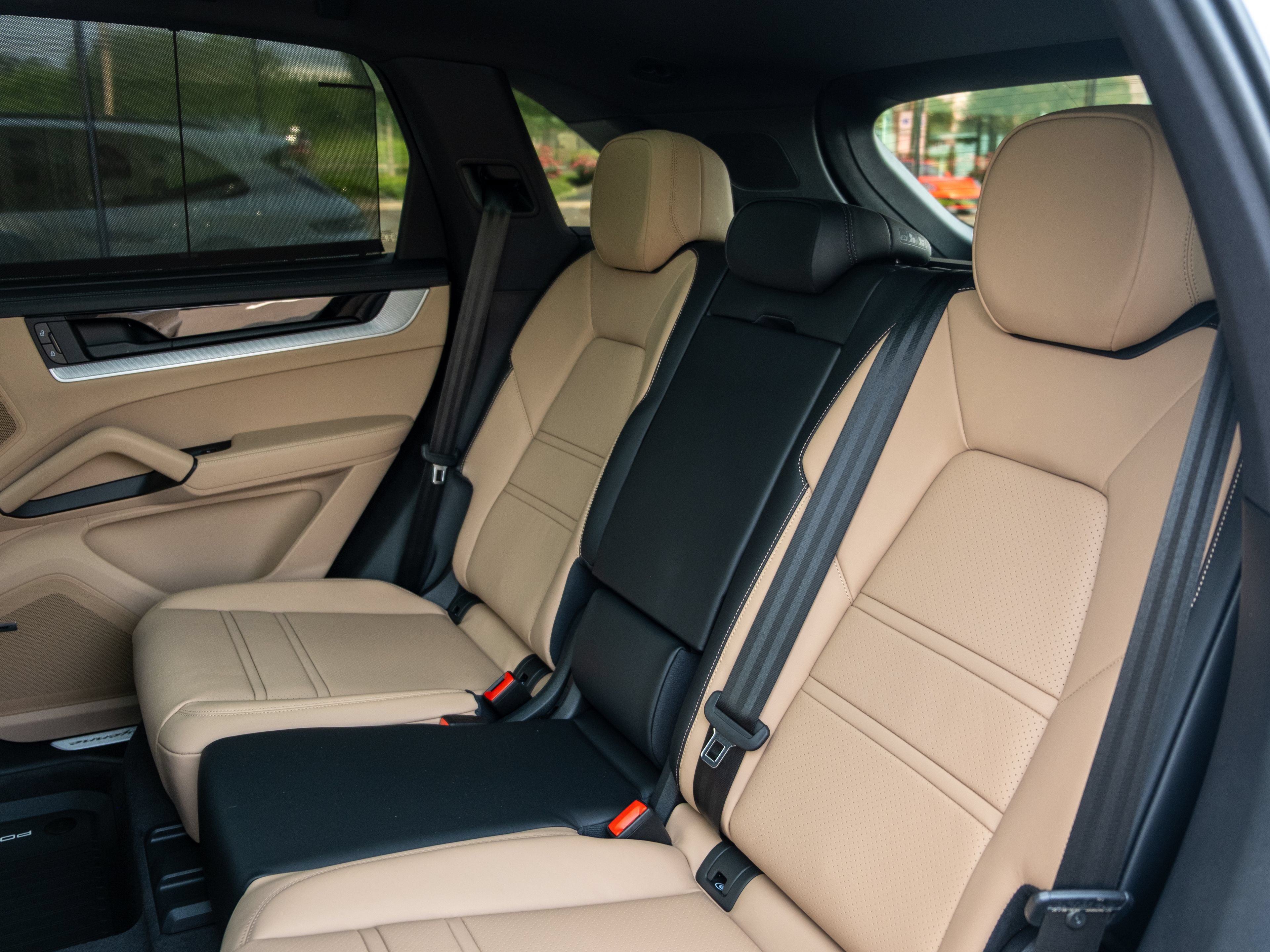 New 2026 Porsche Cayenne S AWD/4WD image 40