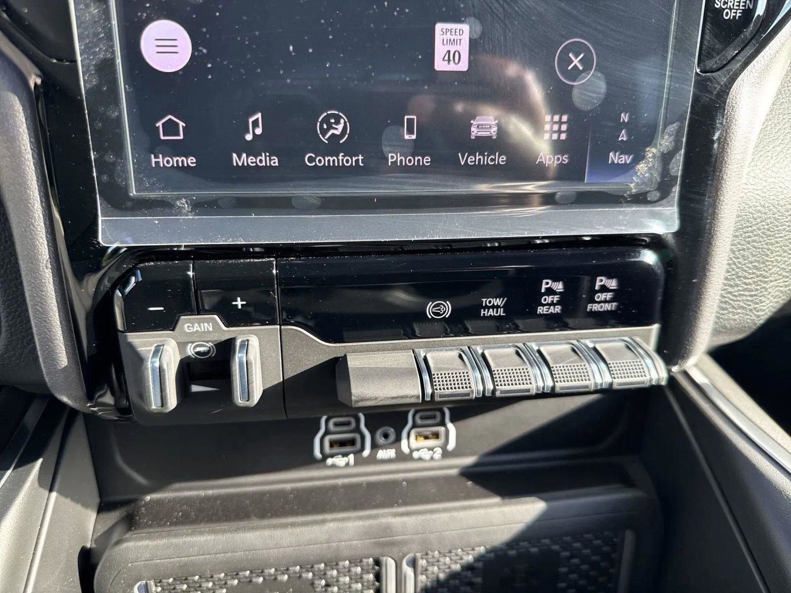 New 2025 RAM 2500 Laramie image 25