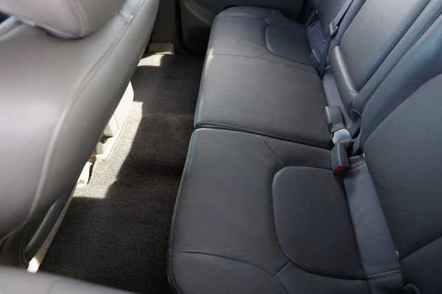 Used 2012 Nissan Frontier SL image 13