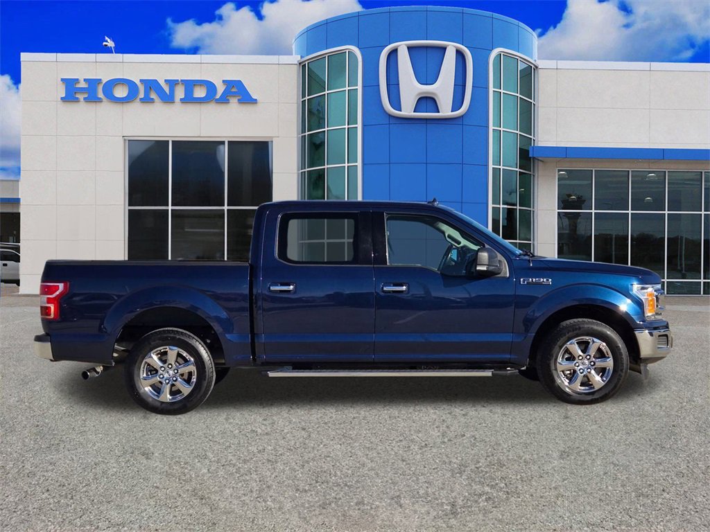 Used 2018 Ford F150 XLT w/ Equipment Group 302A Luxury image 2