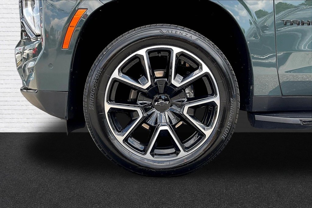 Used 2025 Chevrolet Tahoe RST w/ Comfort Package AWD/4WD image 33