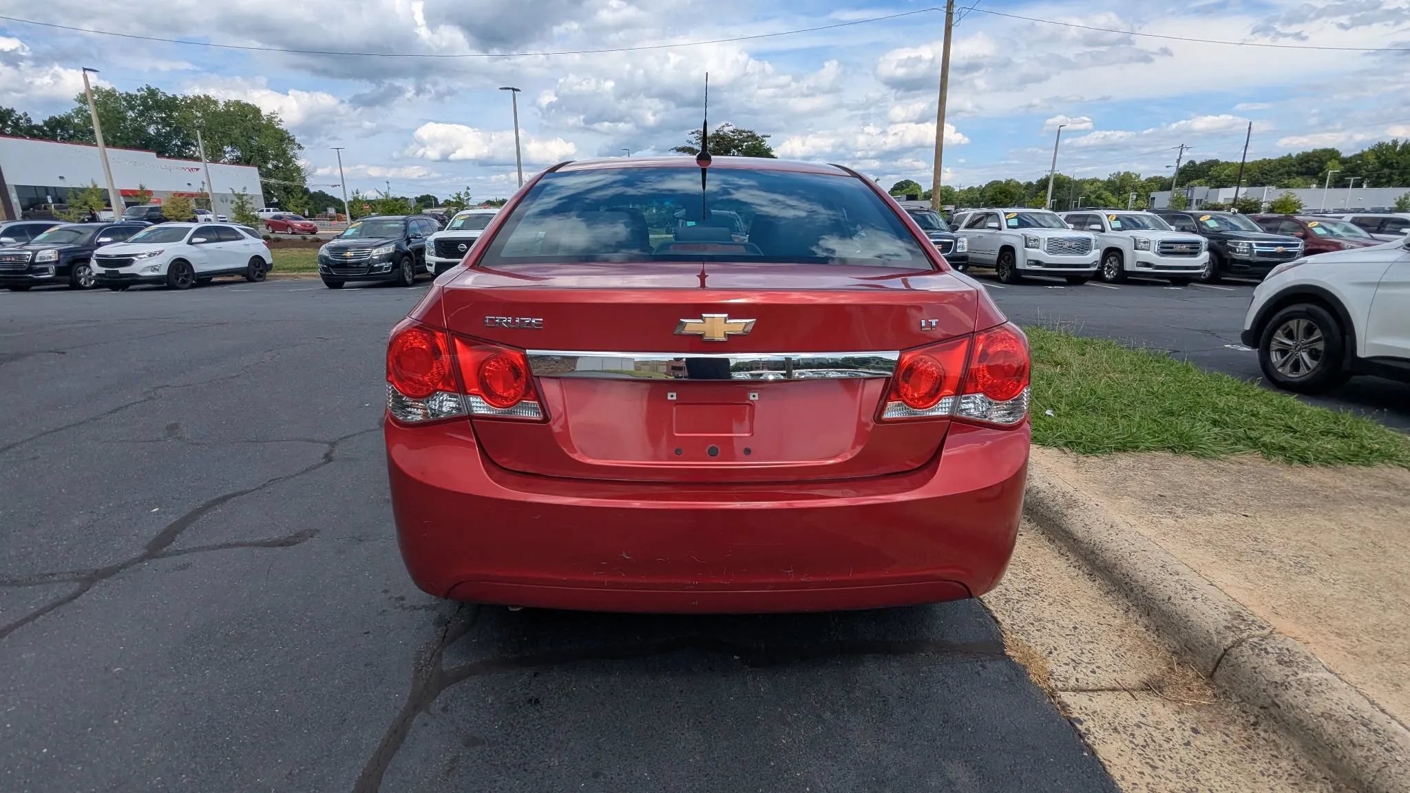 Used 2011 Chevrolet Cruze LT FWD image 6