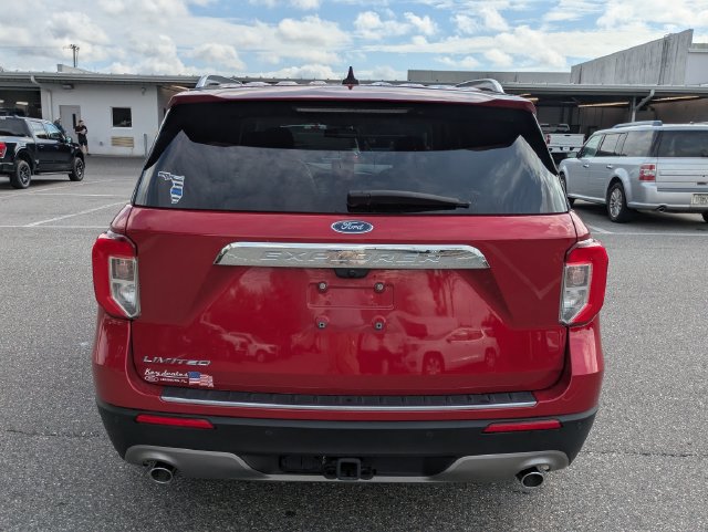 Used 2022 Ford Explorer Limited w/ Limited Technology Package RWD image 4