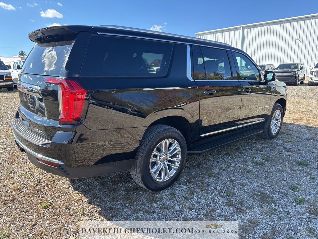 Used 2021 GMC Yukon XL SLT w/ SLT Premium Package image 5