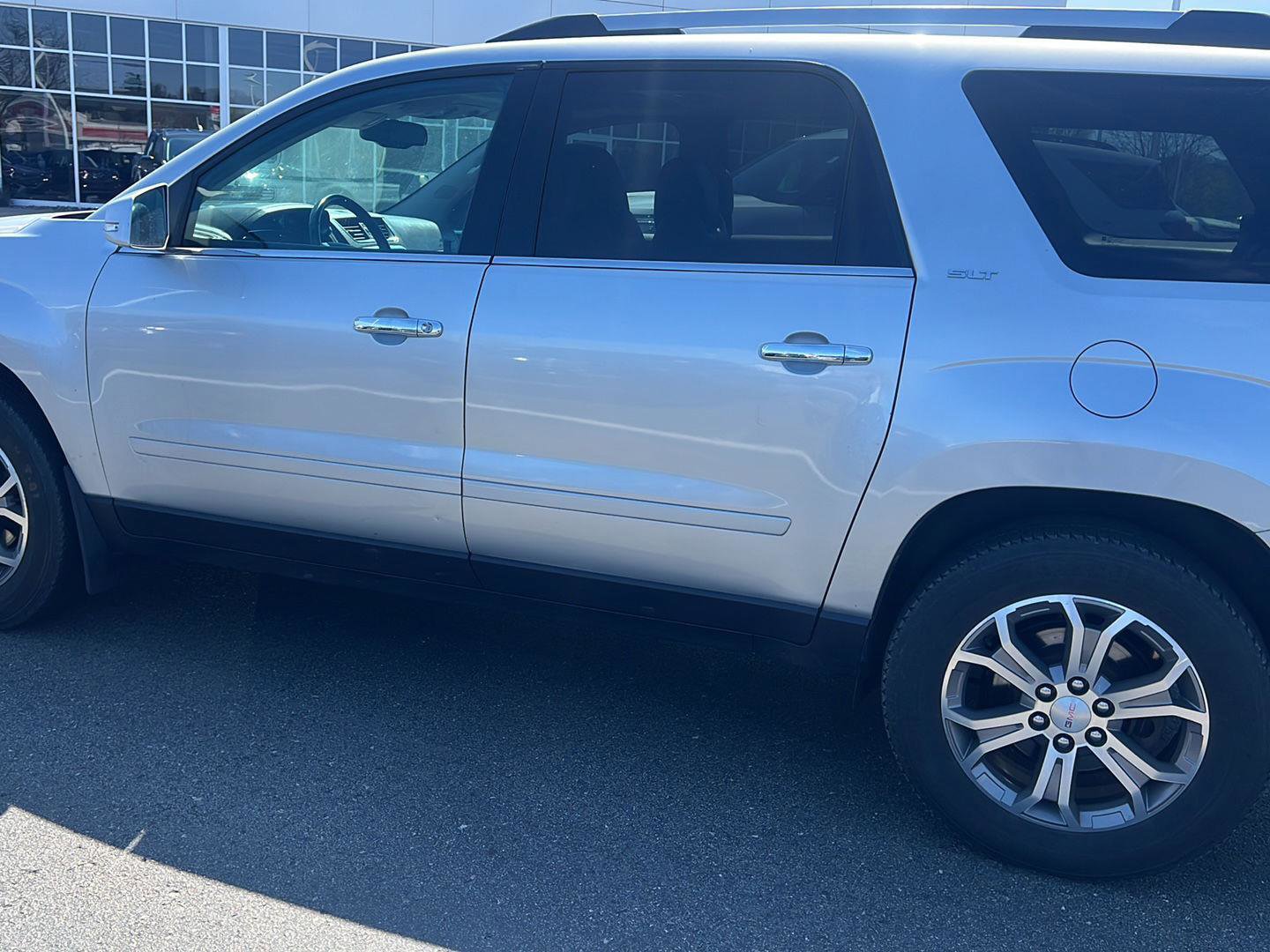 Used 2016 GMC Acadia SLT AWD/4WD image 10