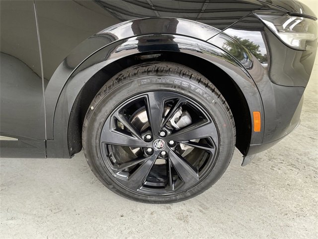 Certified 2022 Buick Envision Essence w/ Sport Touring Package image 14