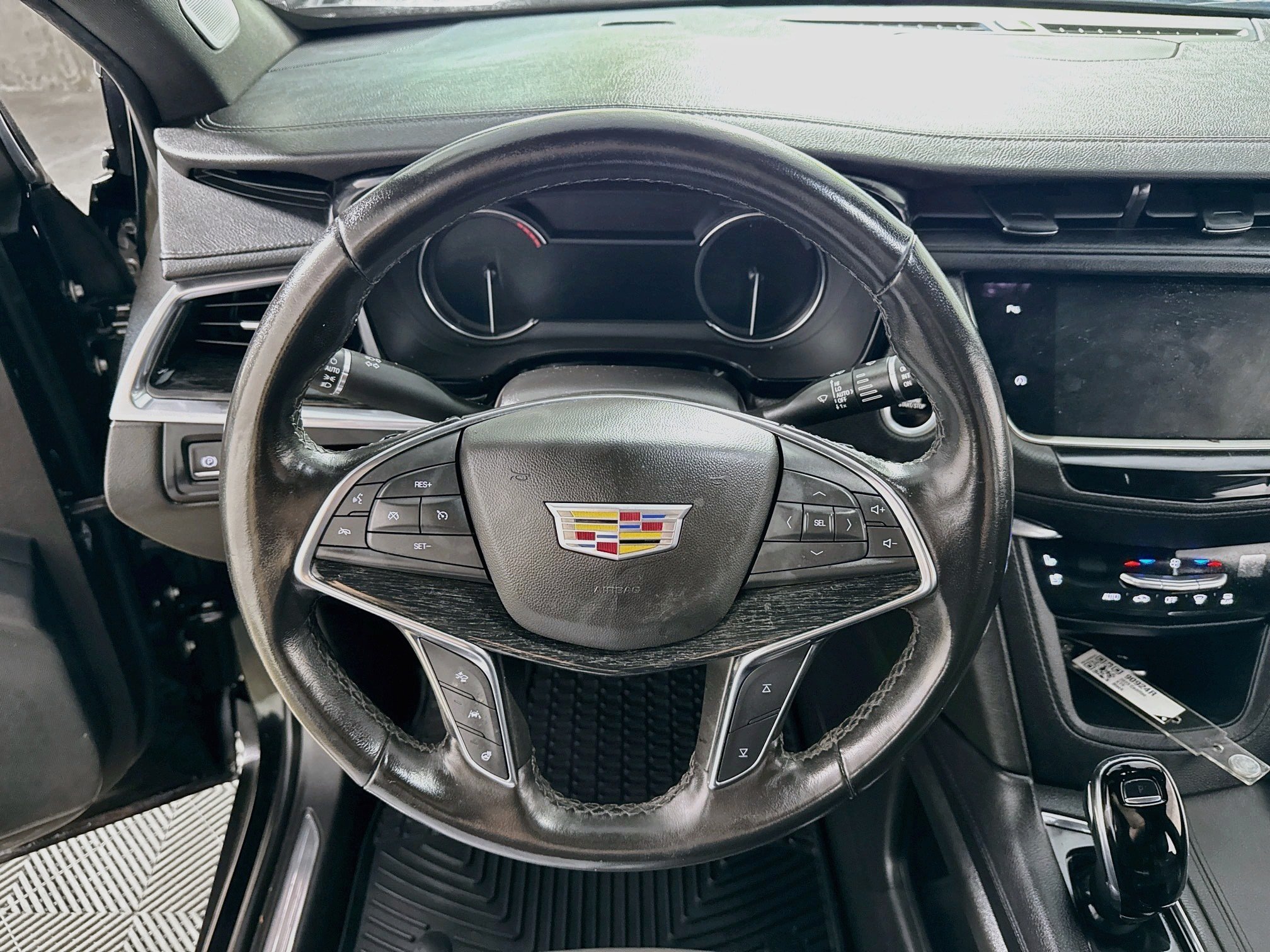 Used 2023 Cadillac XT5 Premium Luxury AWD/4WD image 17
