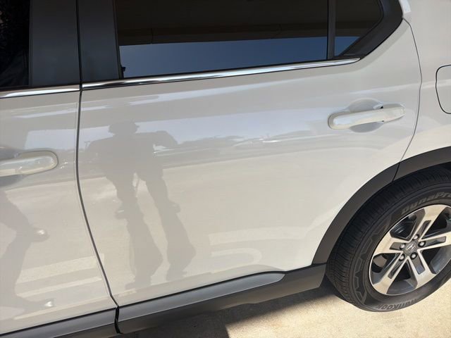 Certified 2025 Honda Pilot EX-L image 6