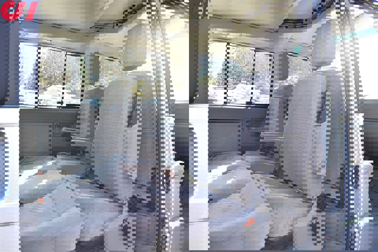 Used 2002 Volkswagen Eurovan MV image 25