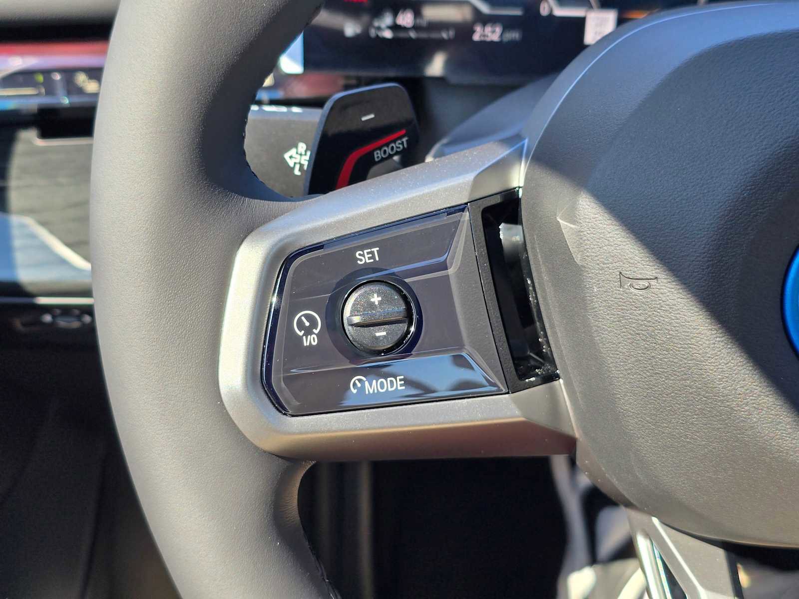 New 2026 BMW 550e xDrive 550e xDrive image 30