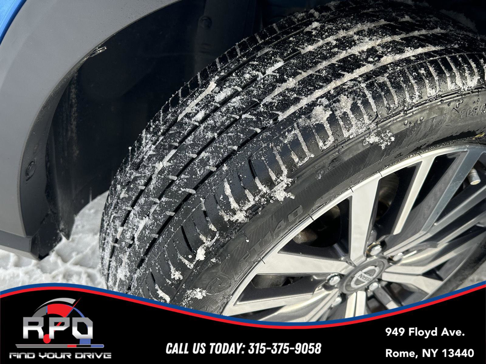 Used 2021 Nissan Kicks SV image 10