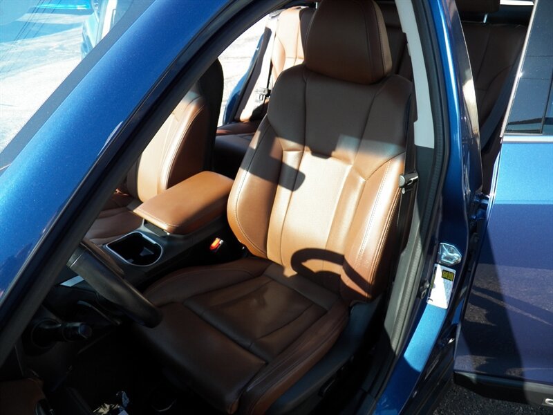 Used 2021 Subaru Outback Touring XT AWD/4WD image 7