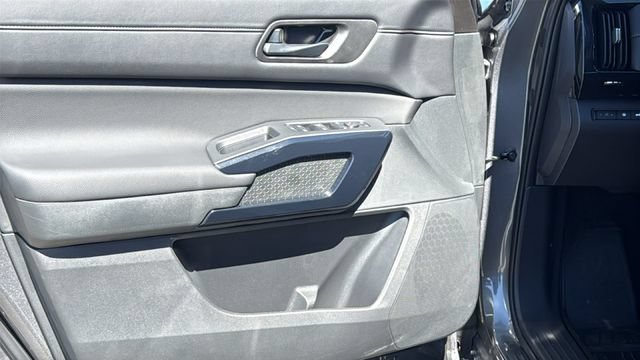 New 2026 Nissan Pathfinder SV AWD/4WD image 23