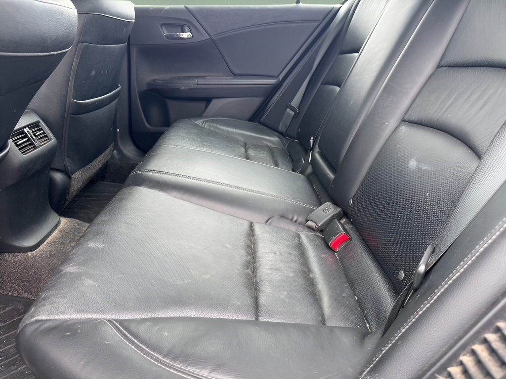 Used 2015 Honda Accord Touring image 15
