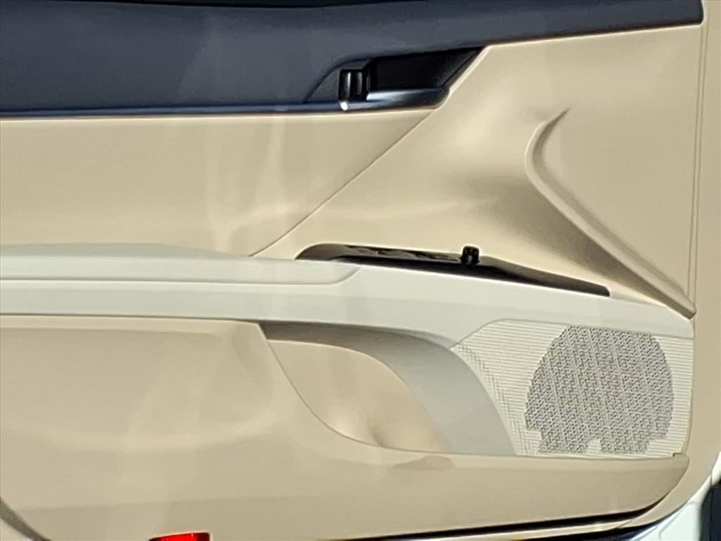 Certified 2024 Toyota Camry LE image 17