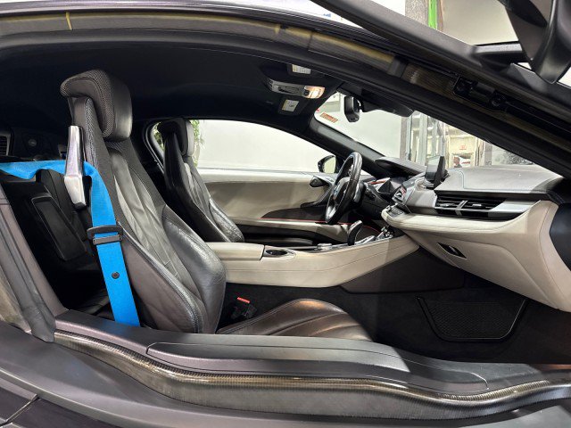 Used 2014 BMW i8 AWD/4WD image 44