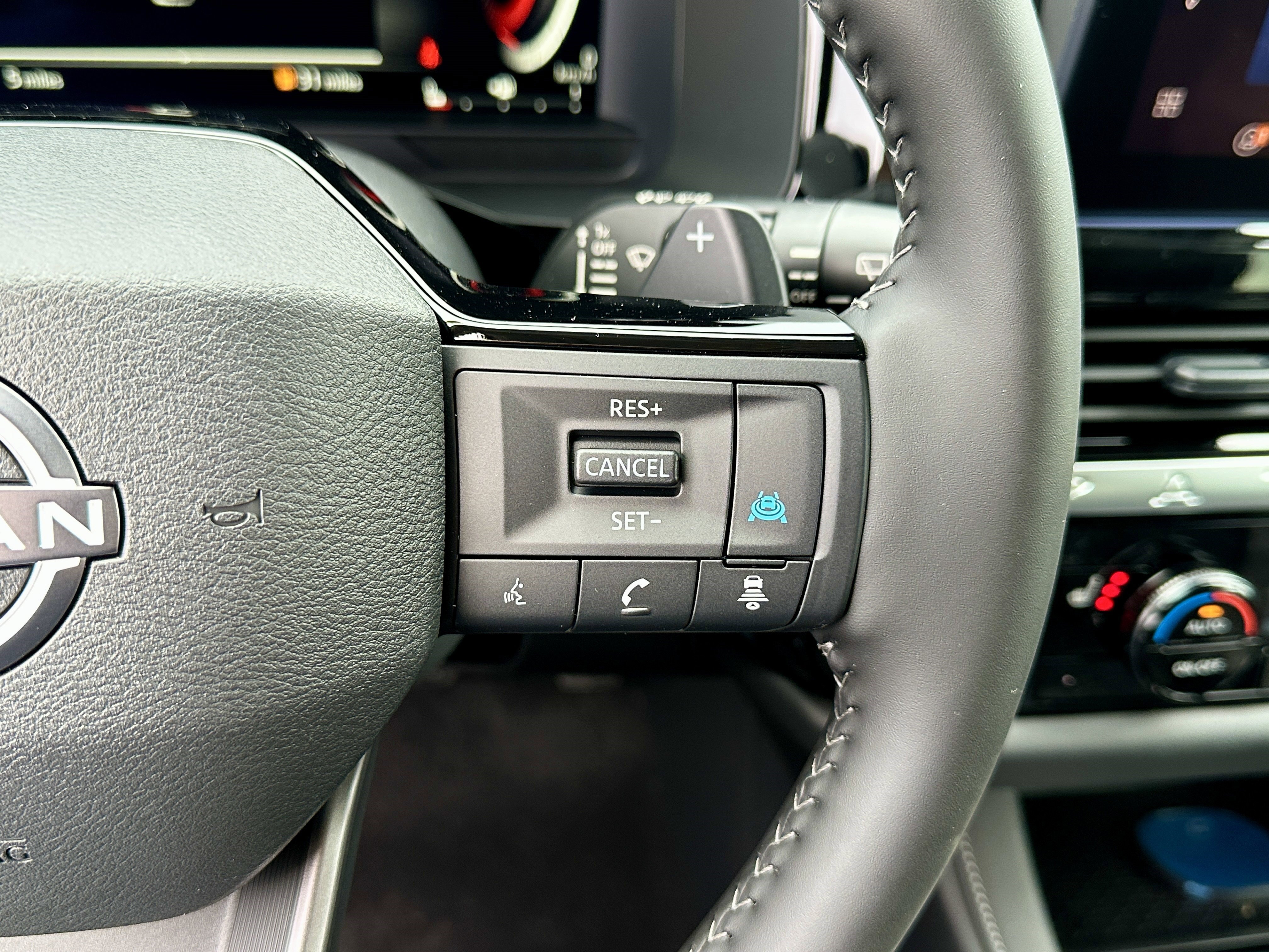 New 2026 Nissan Pathfinder SL AWD/4WD image 22