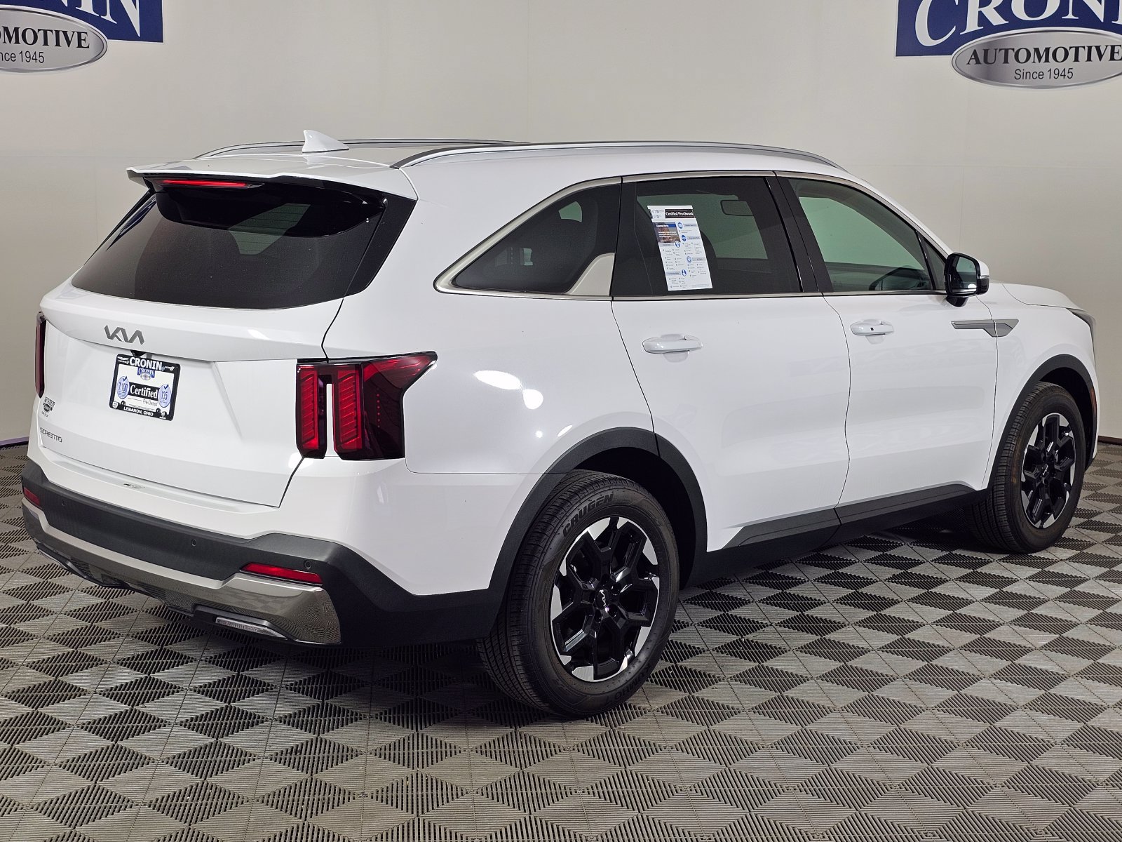 Used 2024 Kia Sorento S w/ Panoramic Sunroof Package FWD image 34