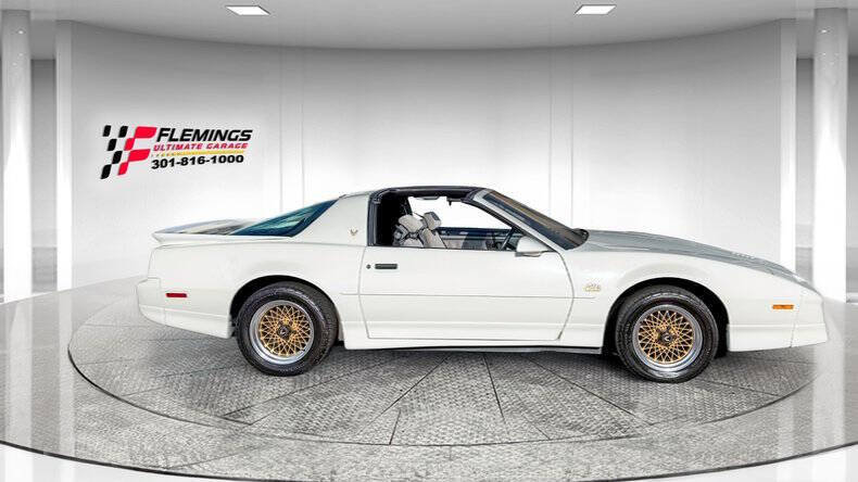 Used 1987 Pontiac Firebird Trans Am image 10