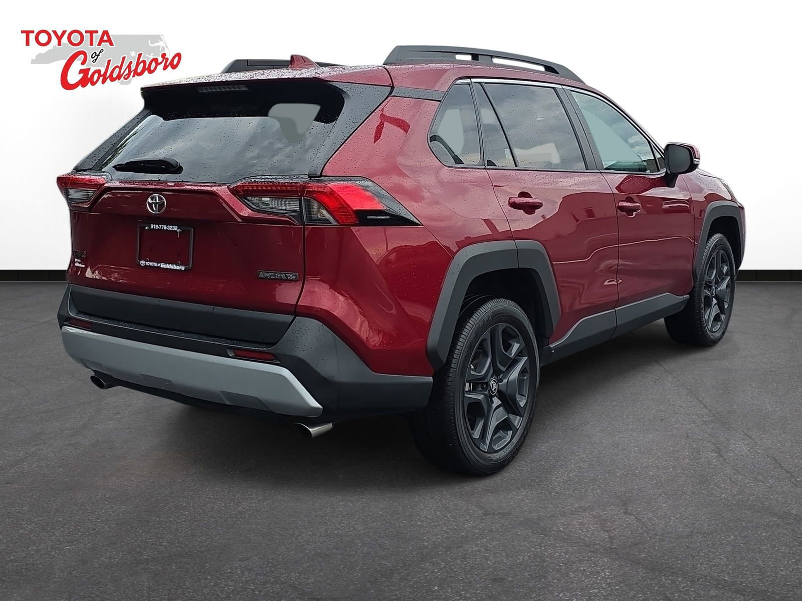 Used 2024 Toyota RAV4 Adventure AWD/4WD image 5