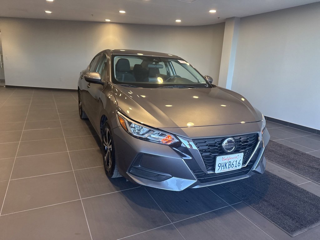 Used 2023 Nissan Sentra SV image 3