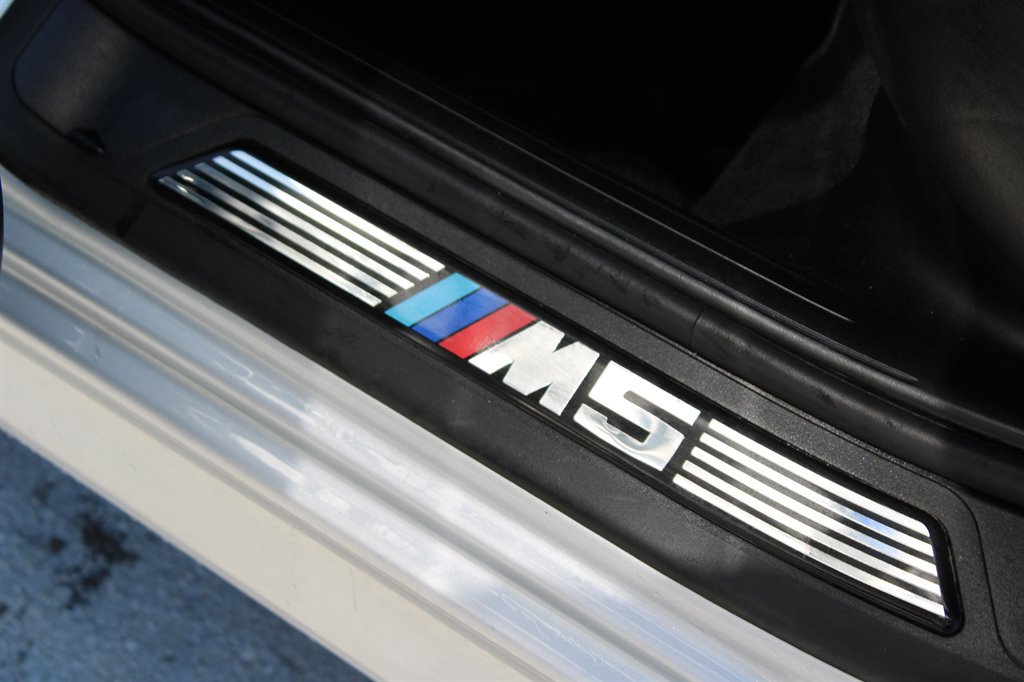 Used 2001 BMW M5 image 35