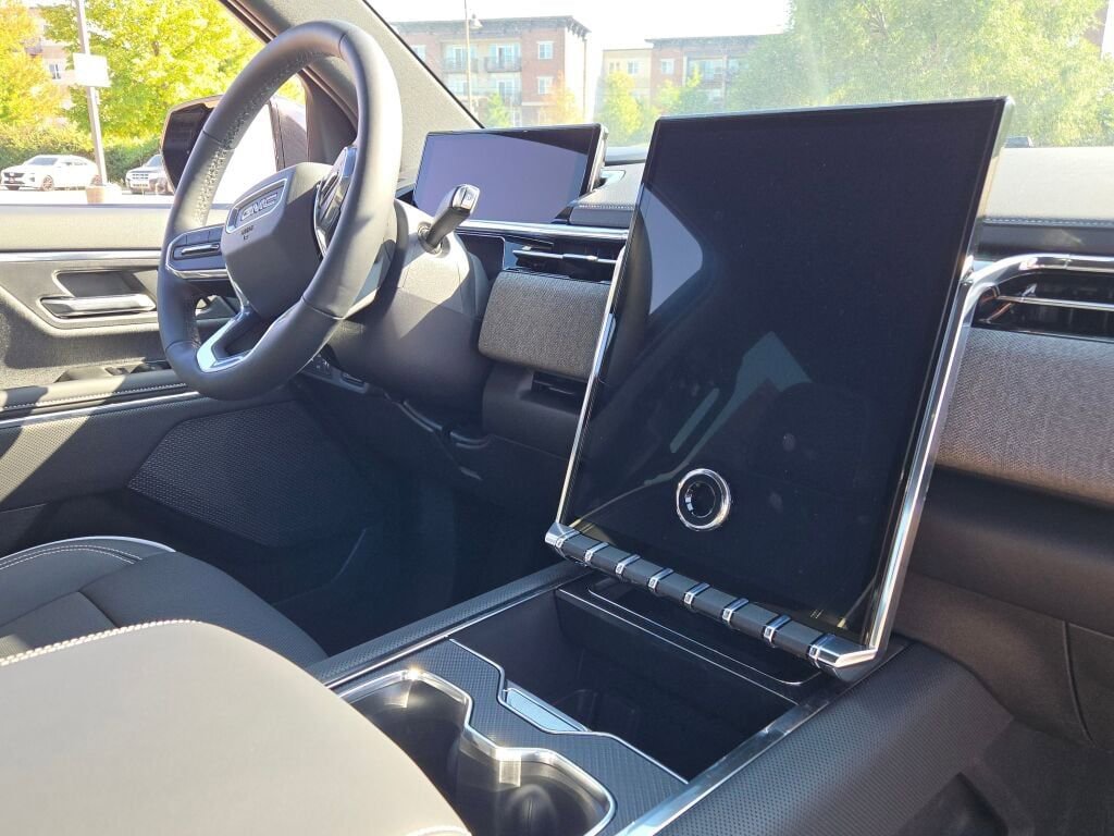 New 2026 GMC Sierra EV Elevation image 9