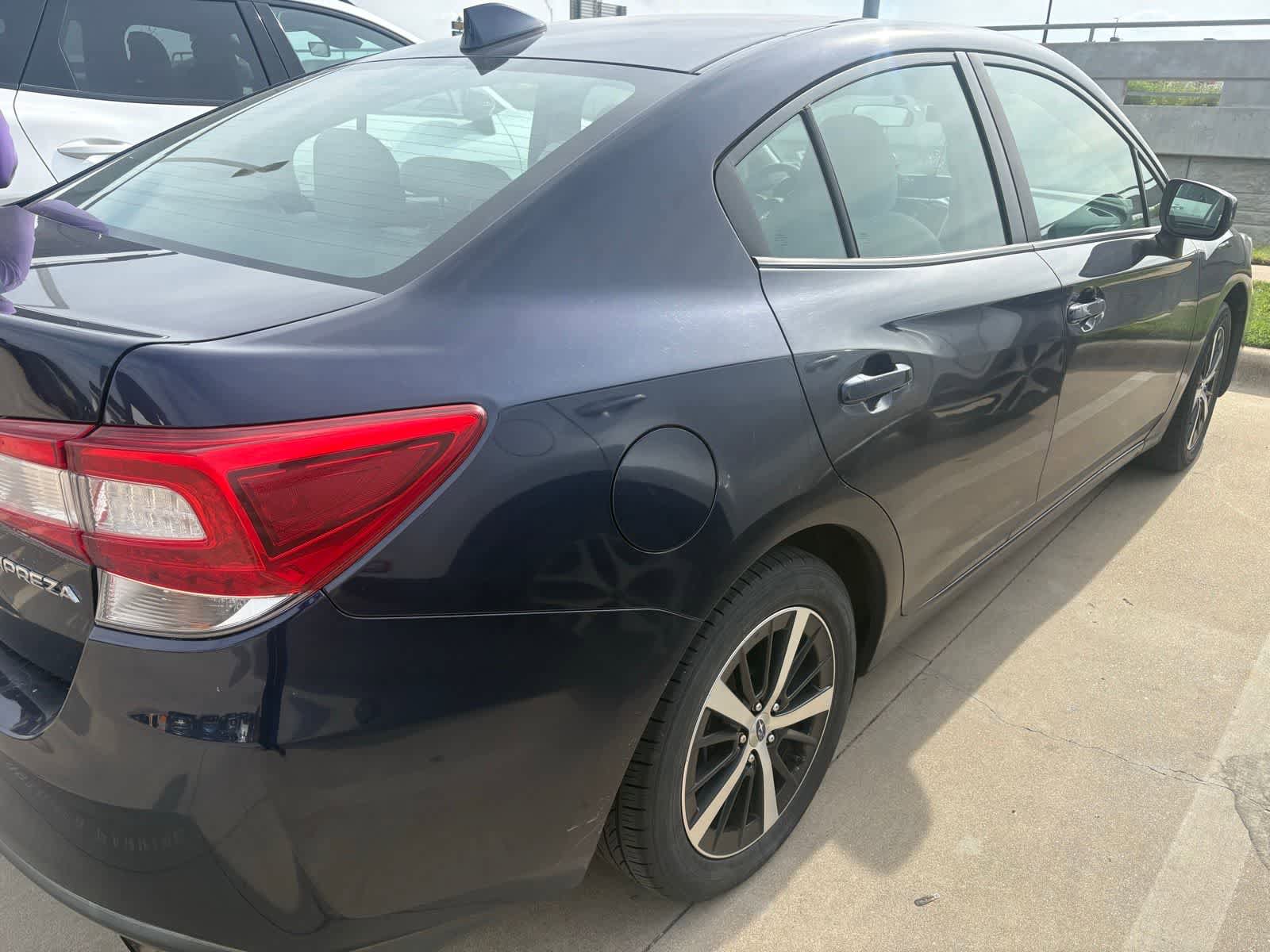 Used 2019 Subaru Impreza 2.0i Premium AWD/4WD image 4