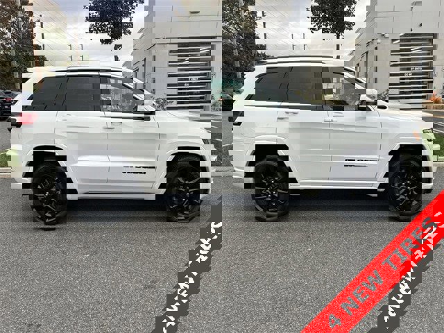 Certified 2021 Jeep Grand Cherokee Laredo X image 9