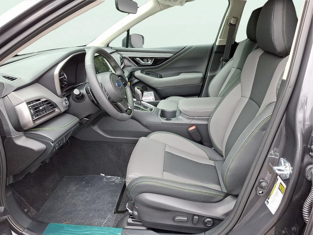 Certified 2025 Subaru Outback Onyx Edition AWD/4WD image 9