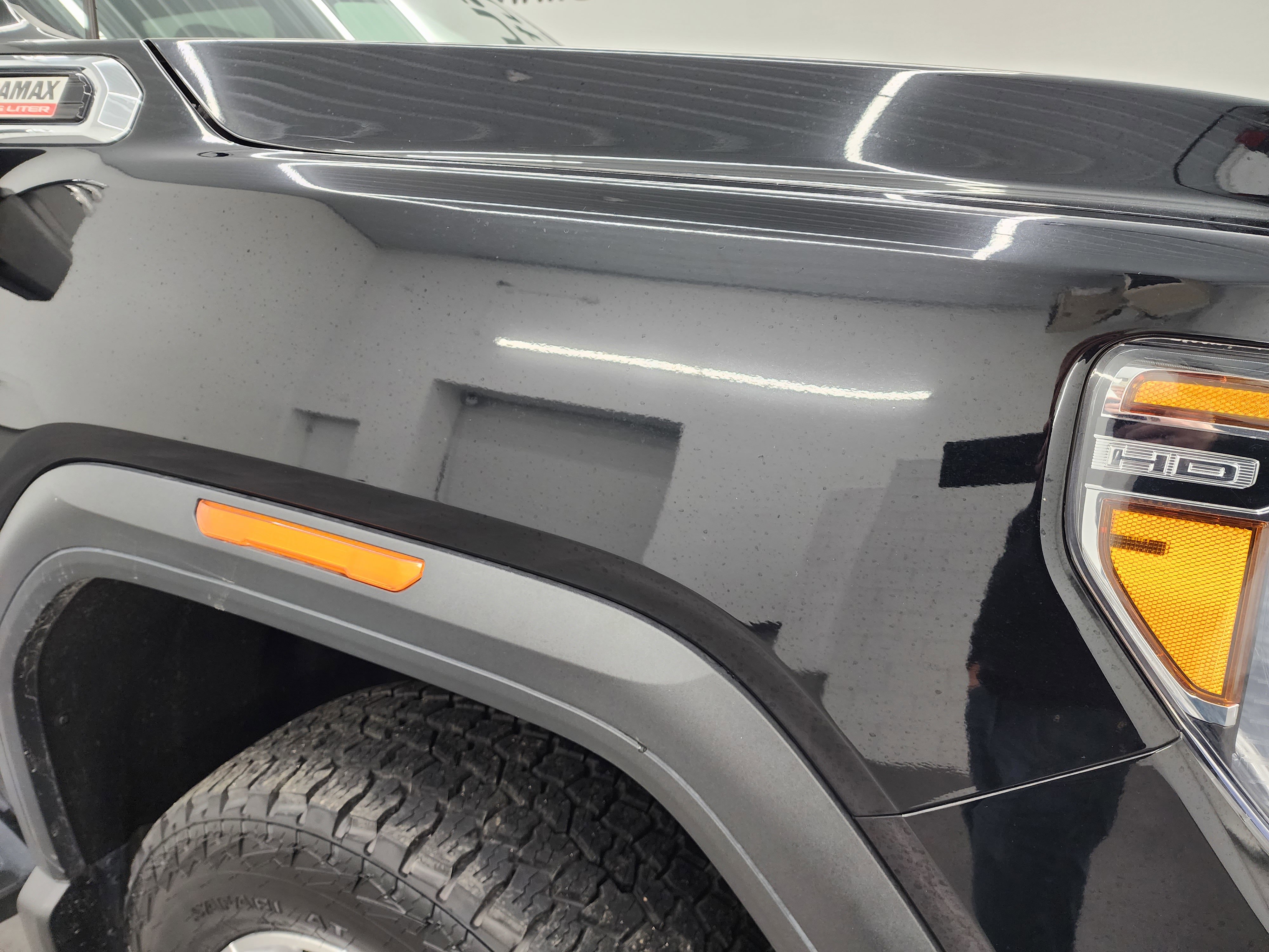 Used 2022 GMC Sierra 2500 SLT w/ LPO, GMC Protection Package image 23