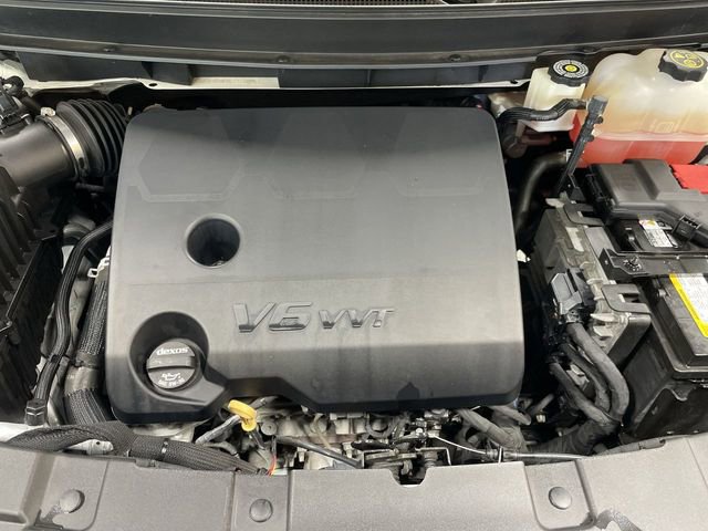 Used 2021 Buick Enclave Premium w/ Sun and Sites Package image 28