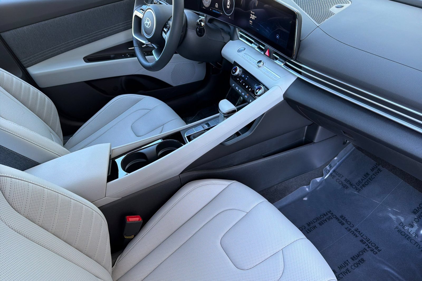 New 2026 Hyundai Elantra Limited FWD image 14