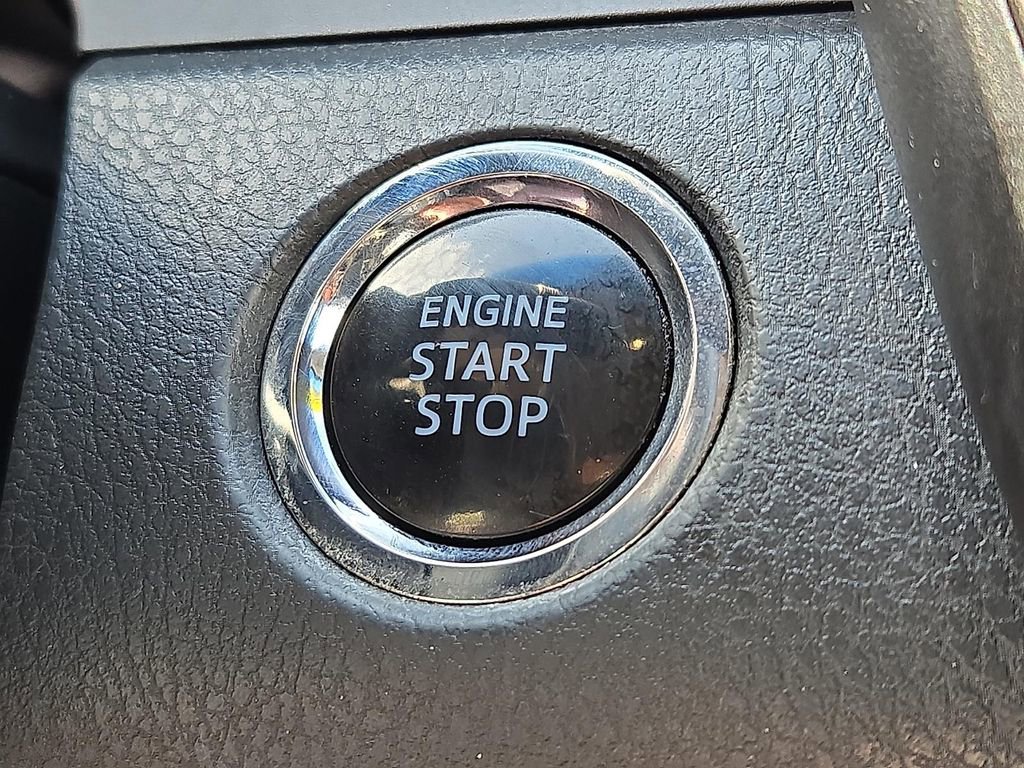 Used 2018 Toyota Camry XSE FWD image 22