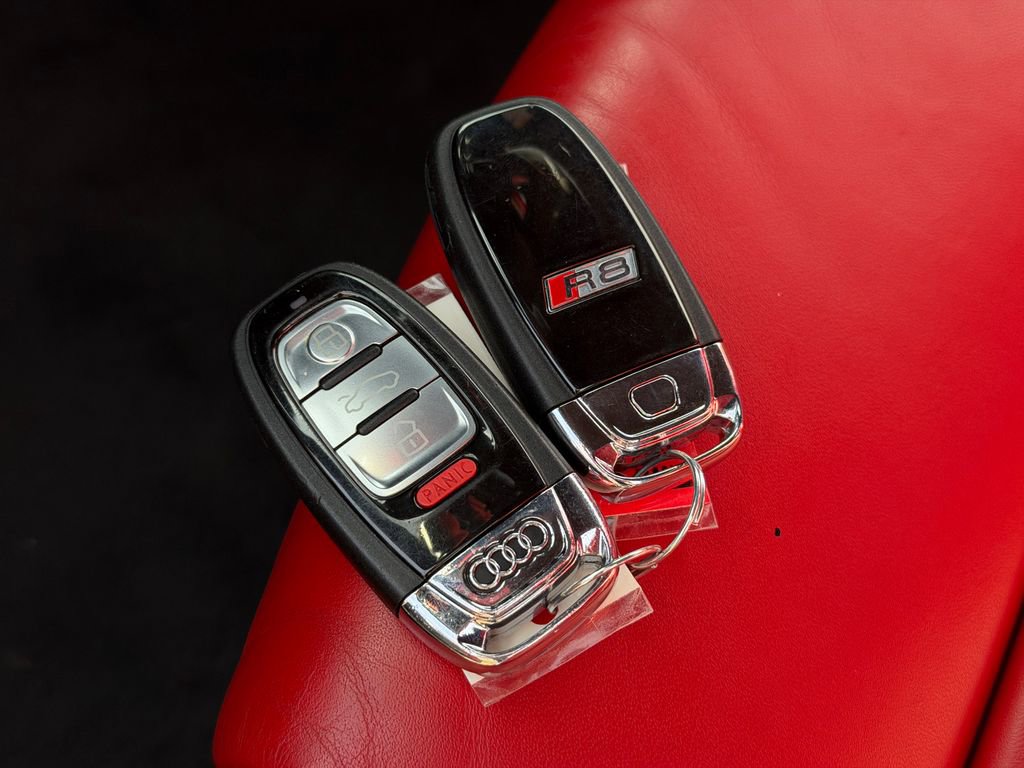 Used 2018 Audi R8 V10 image 36