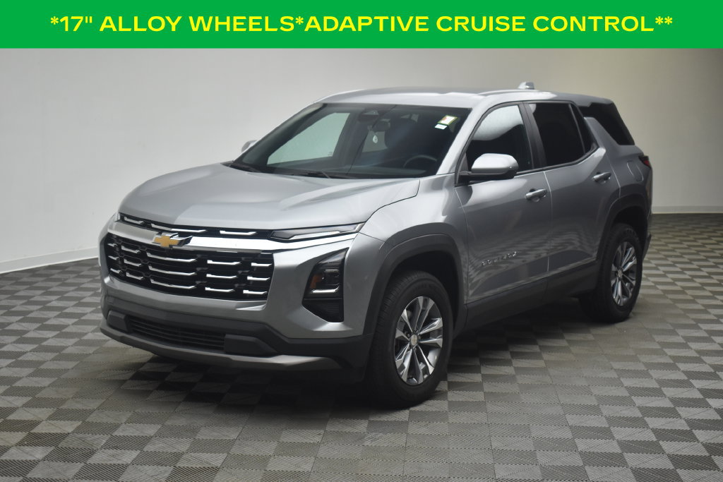 Used 2025 Chevrolet Equinox LT FWD image 2