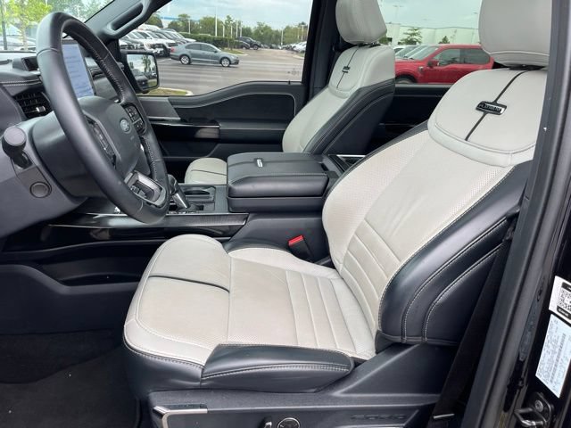Used 2024 Ford F150 Lightning Platinum AWD/4WD image 20