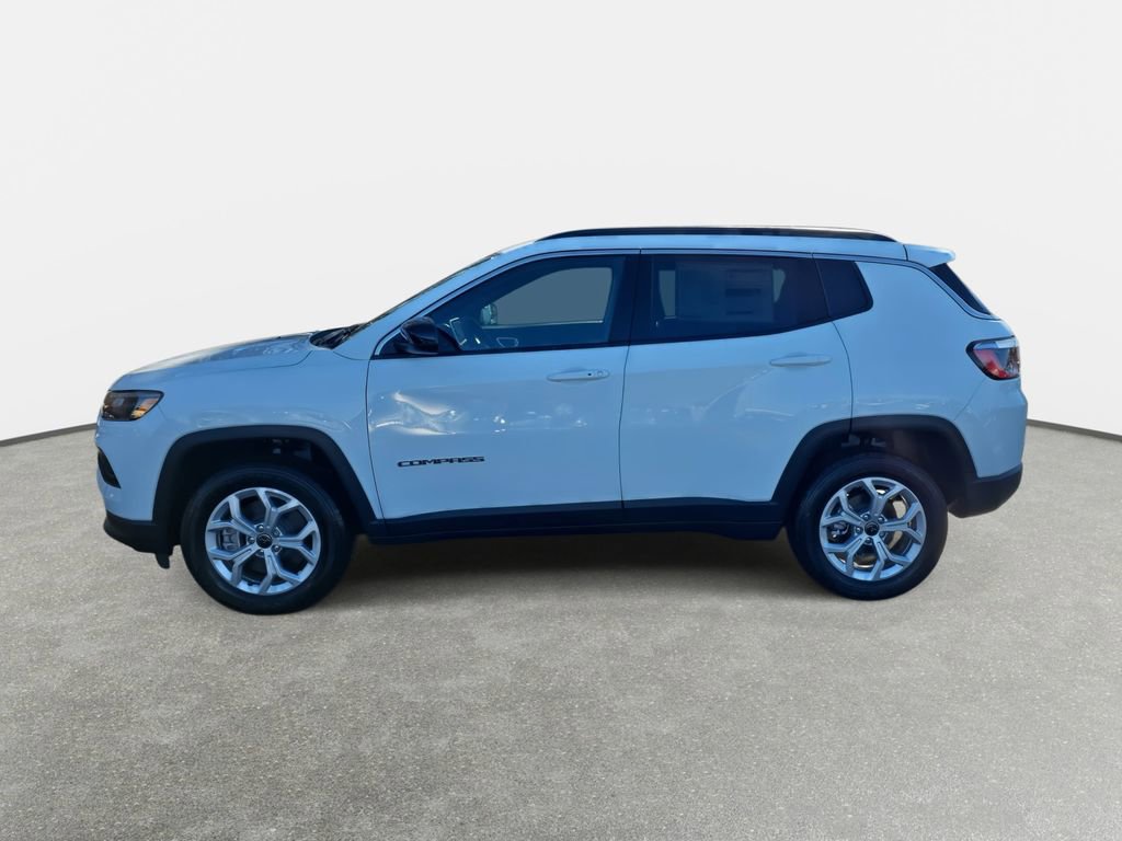 New 2026 Jeep Compass Latitude image 8