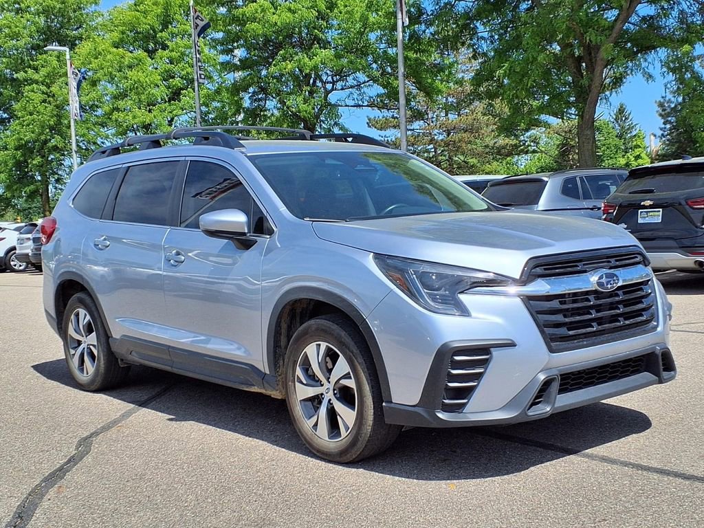 Used 2024 Subaru Ascent Premium w/ Convenience Package AWD/4WD image 3